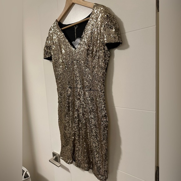 BNWT Gold Sequin Dress - Picture 2 of 8